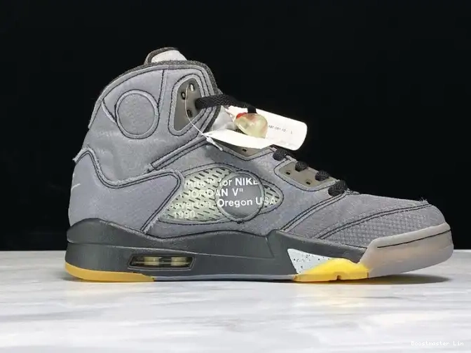 Boostmaster lin x Off-White Black Air CT8480-001 Jordan 5 0505